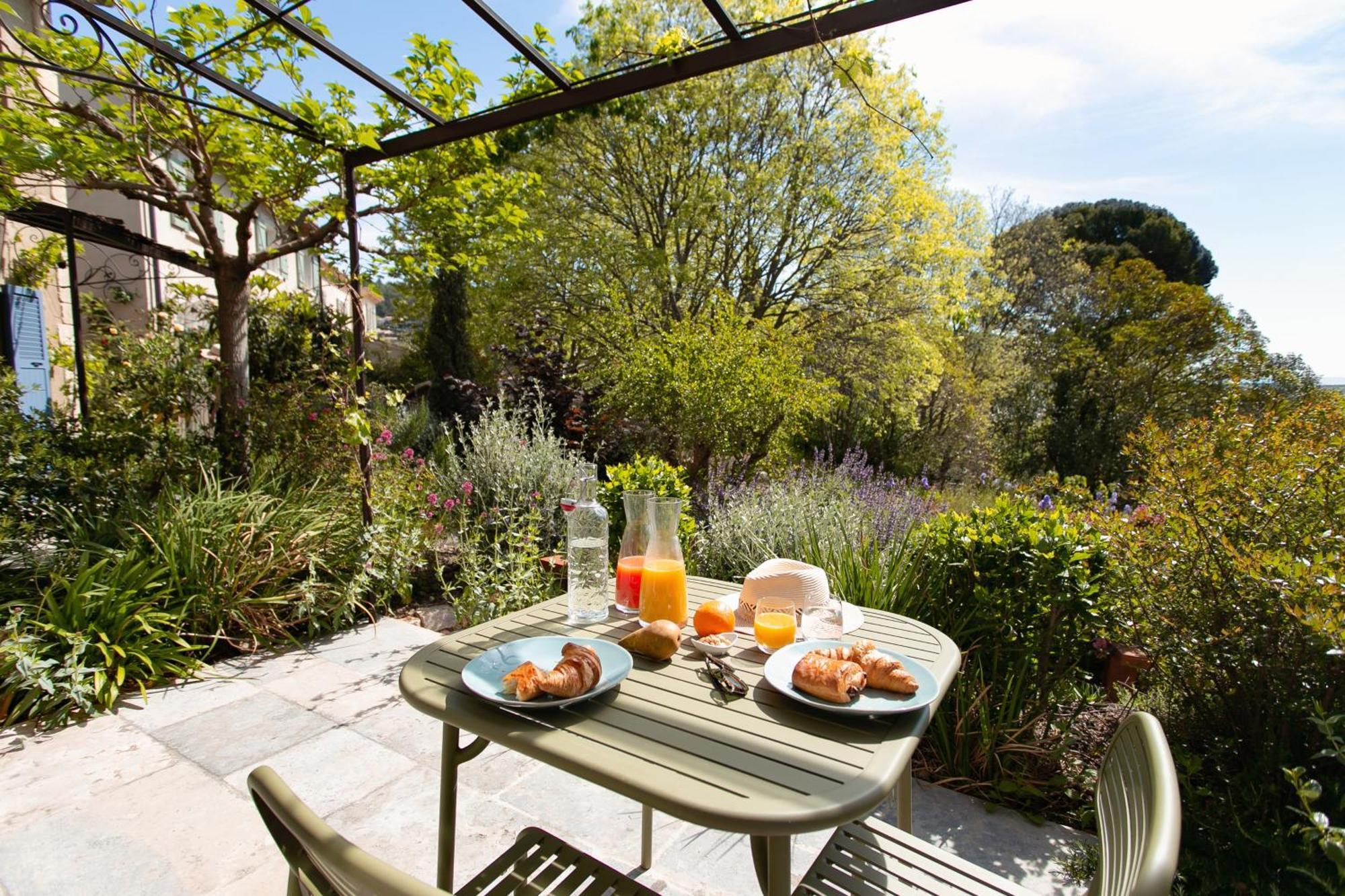 Lou Calen Hotel Cotignac Bagian luar foto