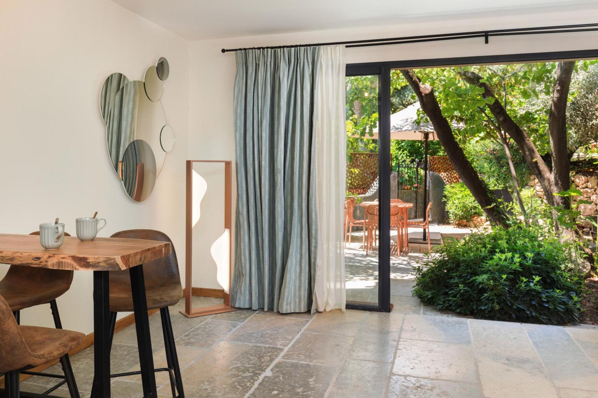Lou Calen Hotel Cotignac Bagian luar foto
