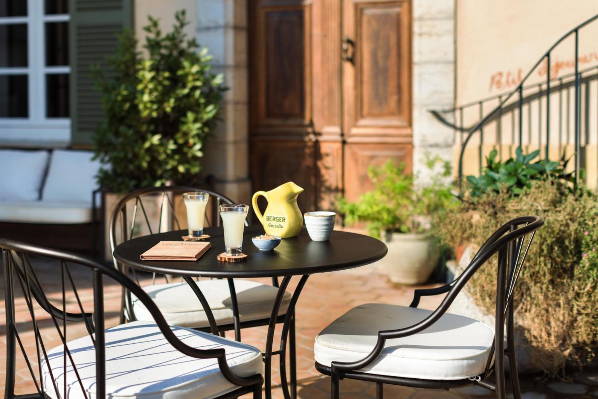 Lou Calen Hotel Cotignac Bagian luar foto
